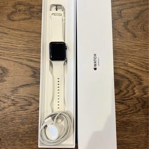 Apple Watch series 3/ 38mm 2 bands, box and charger